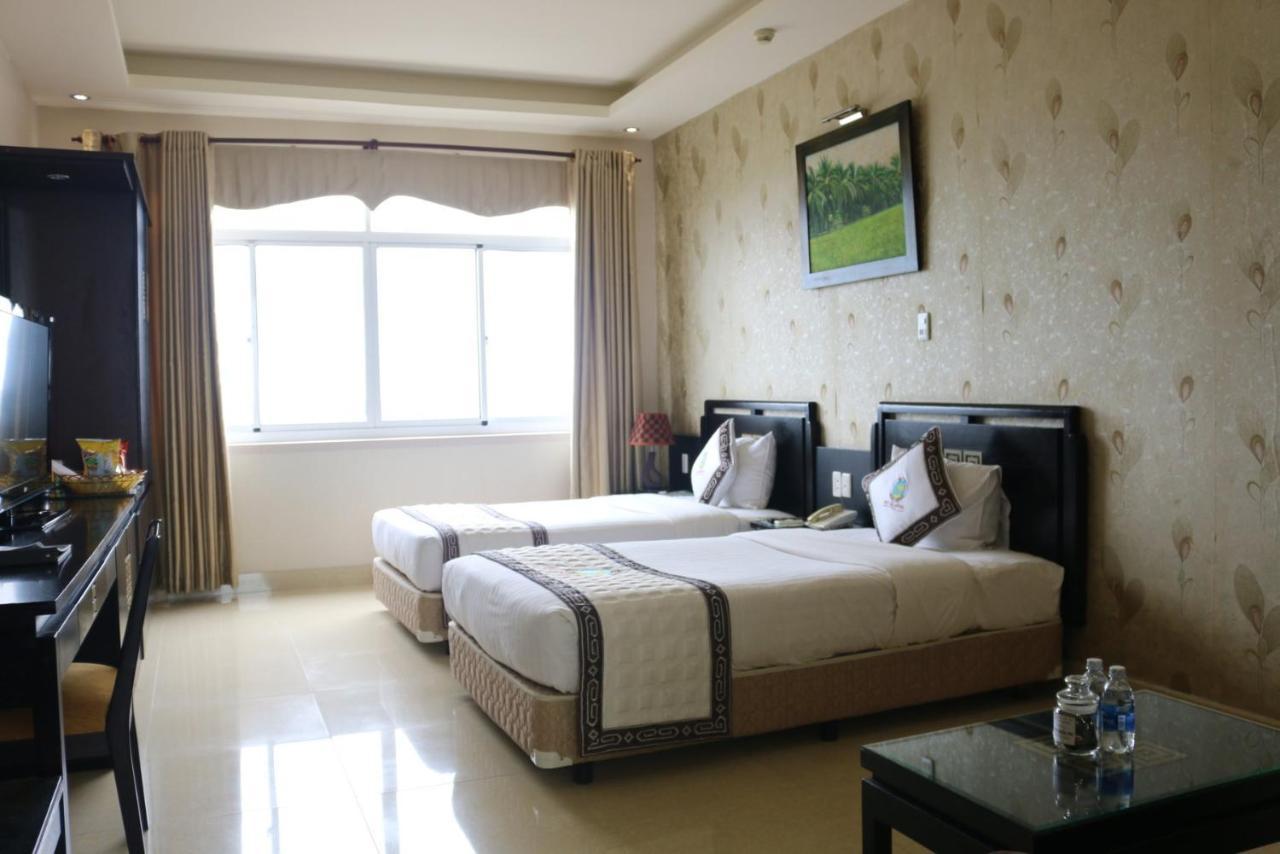 Viet Uc Hotel Ben Tre Exterior foto