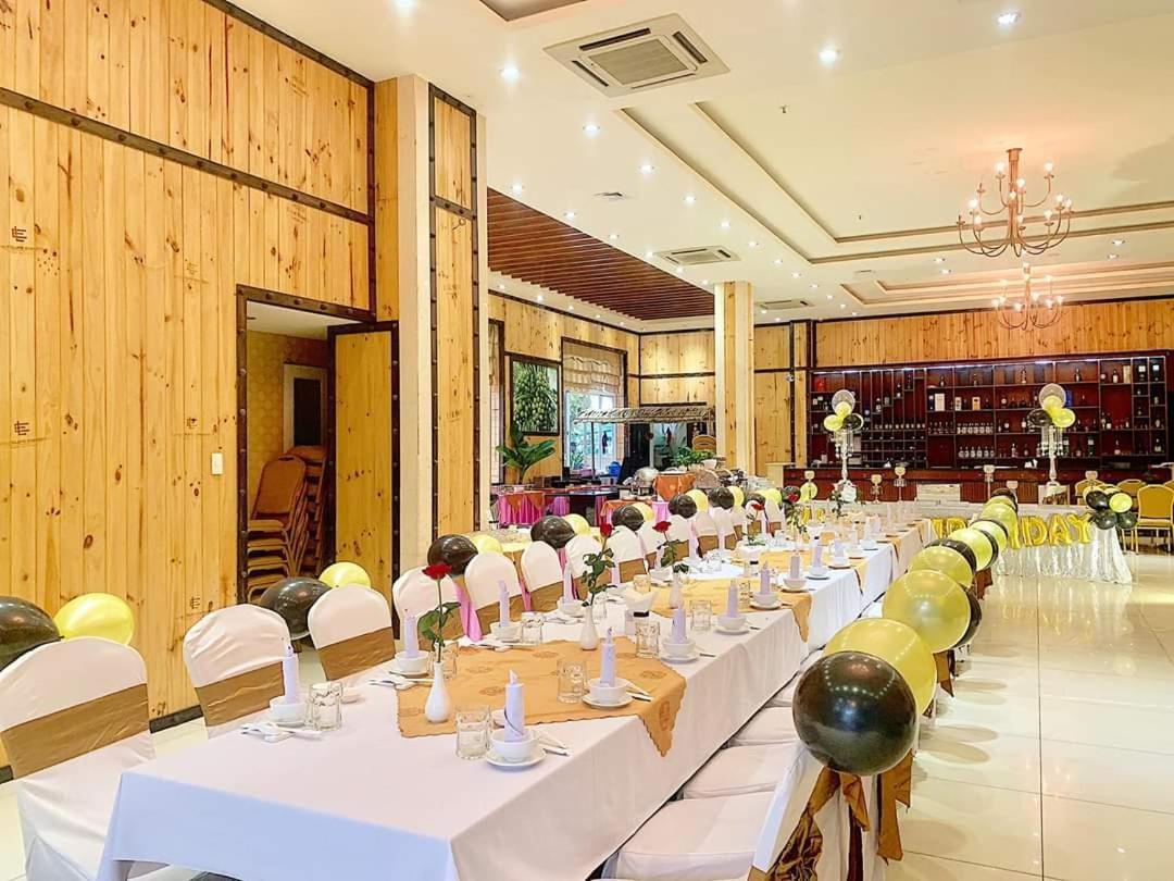 Viet Uc Hotel Ben Tre Exterior foto